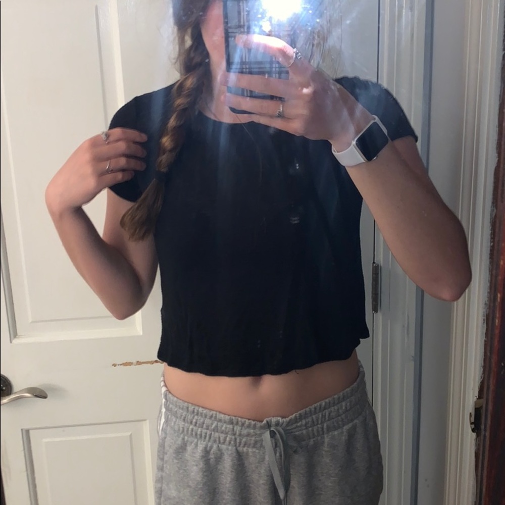 American Eagle crop short sleeve